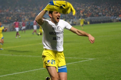 Παίζουν με Σένιτσα, Μαντούκα και Αλωνεύτης