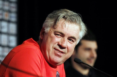 Γελάνε και τα... μουστάκια του Αντσελότι στην Παρί!