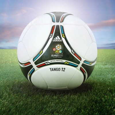 Adidas Tango 12: H νέα μπάλα της Super League