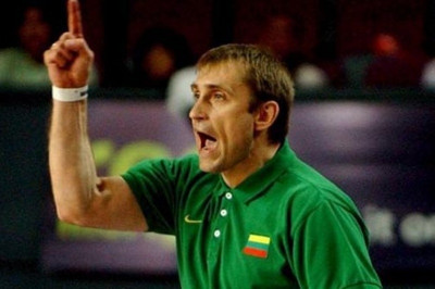 Νέος προπονητής της Πρόκομ ο Κεμζούρα