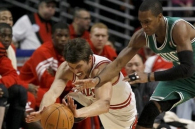 Πήραν Κόρβερ και άφησαν Φάρμαρ οι Χοκς