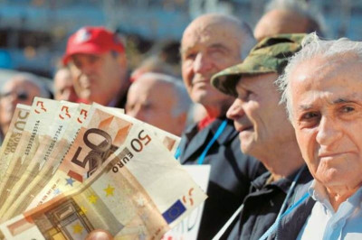 Τα 89 επιδόματα που έχουν μπει στο στόχαστρο