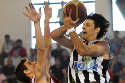 Στο Παγκράτι ο Πέτροβιτς!