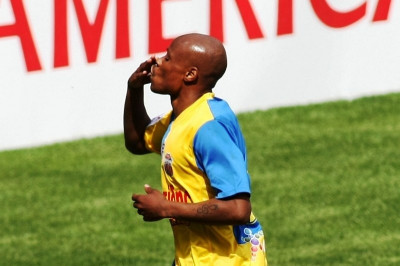 Μένει Νότια Αφρική ο Κάντι!