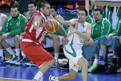 Κακιούσης: «Παίκτης ομάδας ο Χαραλαμπίδης»