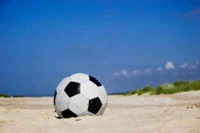 Αλλαγή ώρας στο mini Πρωτάθλημα Beach Soccer Γυναικών 2012