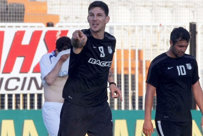 Μαύρος: «Θέλει να έρθει ο Μάντζιος»