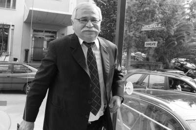 «Έφυγε» ο Απόστολος Παπουτσάκης! (photos)