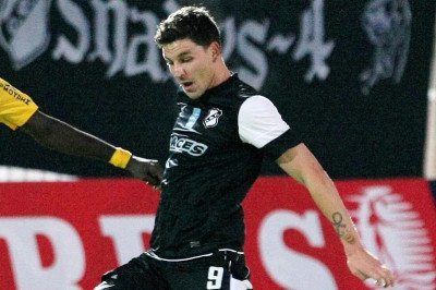 Αναβολή για την Τετάρτη η απάντηση Μάντζιου σε ΑΕΚ