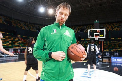 Τα δίνει όλα για Άντερσεν η «Φενέρ»!