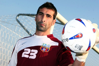 Λύση συνεργασίας με τον Πέτρο Καραναστάση