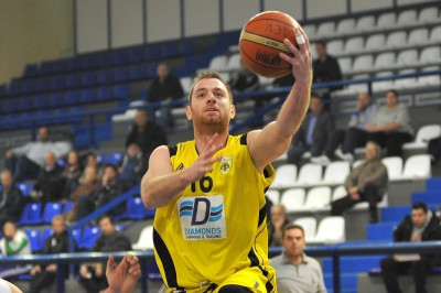 Στο Περιστέρι ο Μάντζαρης