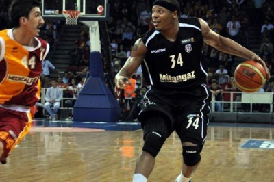 Στη Γαλατάσαραϊ ο Χόκινς