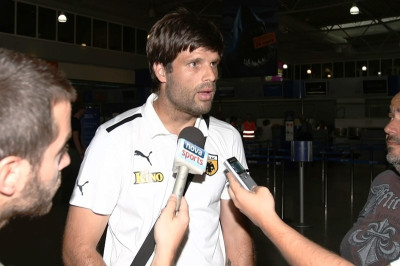 Dimi: «Να αντέξουν την πίεση οι νεαροί»