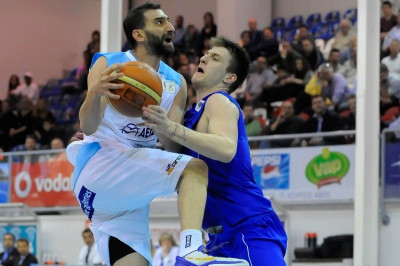 Κρατάει Λιακόπουλο ο Κολοσσός