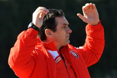 Τη Δευτέρα στα Ψαχνά ο Βούζας