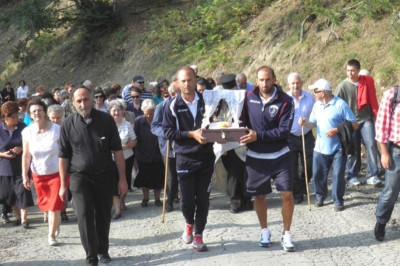 Βοήθεια από την Αγία Παρασκευή