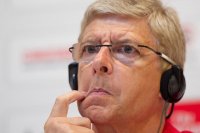 Απηύδησε με Φαν Πέρσι ο Βενγκέρ...