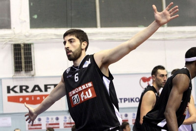 Στον Ηλυσιακό ο Χάμτον, κοντά και ο Αράπης