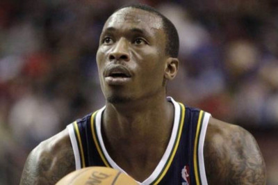 Αποφασίζει για το μέλλον του ο Τζος Χάουαρντ