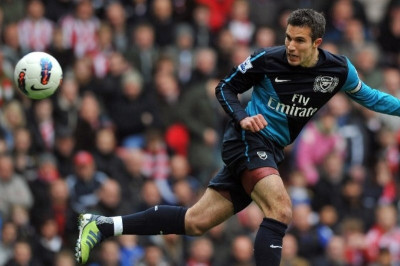 Ύμνοι Κομπανί για Φαν Πέρσι