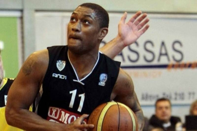 Σε ανοιχτή επικοινωνία με Γκρέι ο Ίκαρος Καλλιθέας