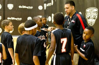 Δεν βλέπει τον πατέρα του ο Λεμπρόν Τζούνιορ (video+photos)