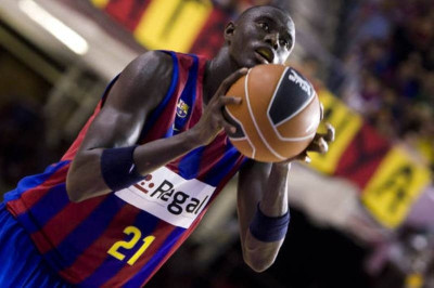 Ανακοίνωσε Εντόνγκ στη Γαλατάσαραϊ η Μπαρτσελόνα!