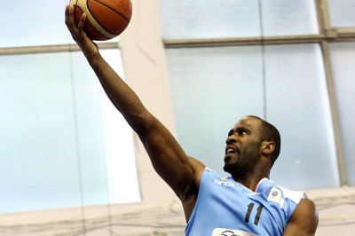 Στην Άνβιλ ο Μπόικιν