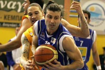 Μένει στον ΑΓΟΡ ο Καλλινικίδης