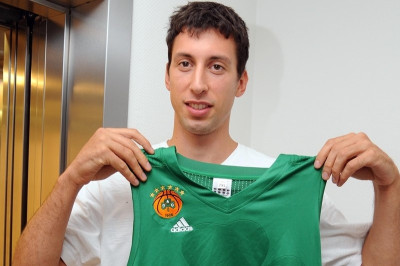 Πάτησε Αθήνα ο Ούκιτς! (photos)