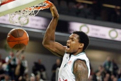 Στην Άλμπα ο Ντιόν Τόμπσον (video)