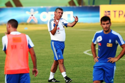 Σάντος: «Θα δοκιμάσουμε κάτι διαφορετικό»