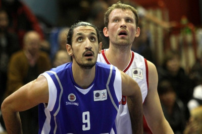 Στην Αρμάνι ο Τσιάρας!