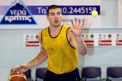 Ύστατη κίνηση για Καββαδά