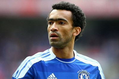 Παρέα με Σισέ στην ΚΠΡ ο Μποσίνγκουα!