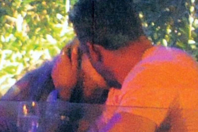 Δεν σταματάνε να φιλιούνται…