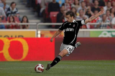 Από την Μπεσίκτας στην Εσπανιόλ ο Σιμάο Σαμπρόσα