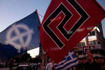 Χρυσή Αυγή: Επισκευάζει και δρόμους!