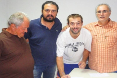 Συνεχίζουν στην Ελευσίνα Νίκου και Μαντζιώρης