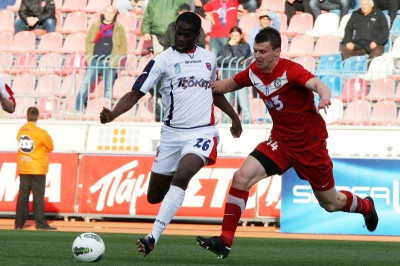 Τη Δευτέρα οι υπογραφές με Ντιμπαλά