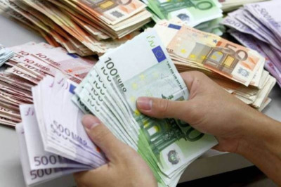 Ειδικά μισθολόγια: Μειώσεις πολλών ταχυτήτων