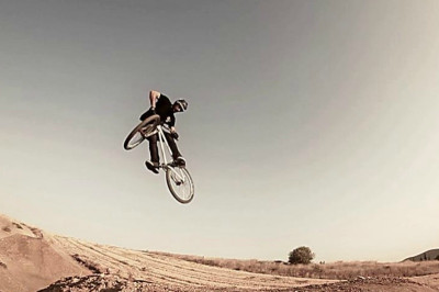 Οι πρώτες δοκιμές στο Dirt Πάρκο στο Σχηματάρι (video)