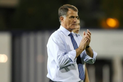 Κόντρα στην αγγλική παράδοση ο Μπάγεβιτς!