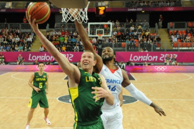 Στην Ντόνετσκ ο Σονγκάιλα