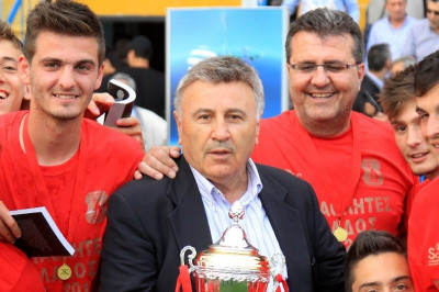 Θεοδωρίδης: «Καταδικασμένος πρωταγωνιστής ο Πανσερραϊκός»