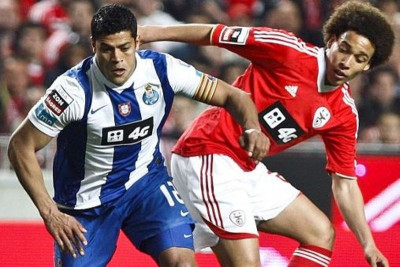 Η Ζενίτ «έσκασε» πάνω από 100 εκατ. δολ. για Χουλκ και Βίτσελ