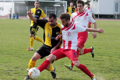 Διπλό «χτύπημα» από Οικονόμο