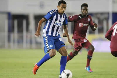 Ατρόμητος: Ο Κορακάκης βραβεύει τον Σουμπίνιο!