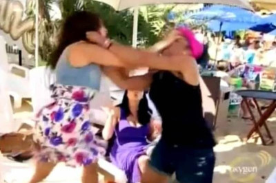 Video: Ξύλο σε τηλεοπτική εκπομπή